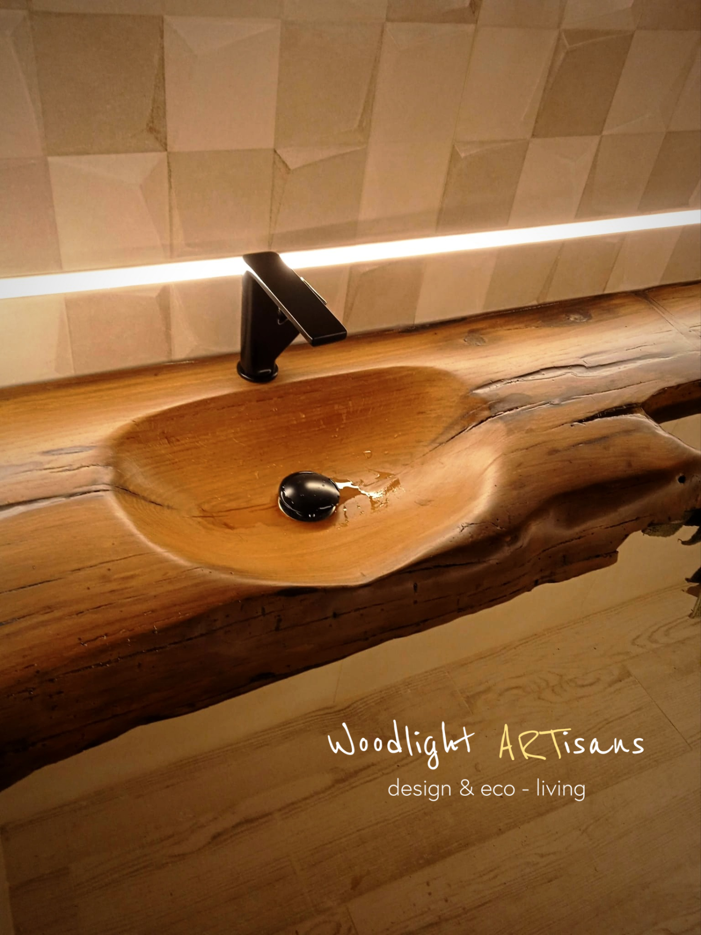 Lavabo de manera hecho artesanalmente desde madera recuperada por woodlight ARTisans.